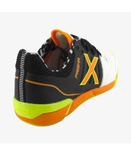 Munich prisma 32 Indoor