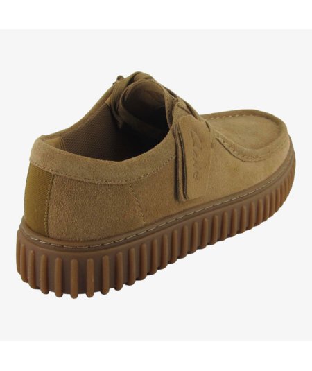 Clarks Torhill Lo - Wallabee da Uomo in Camoscio Sabbia con Memory Foam