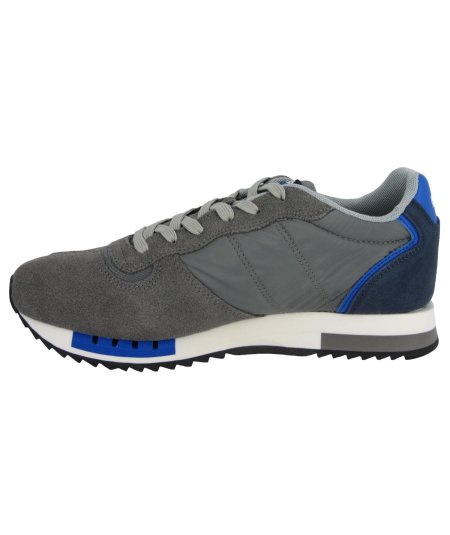Blauer Queens 01