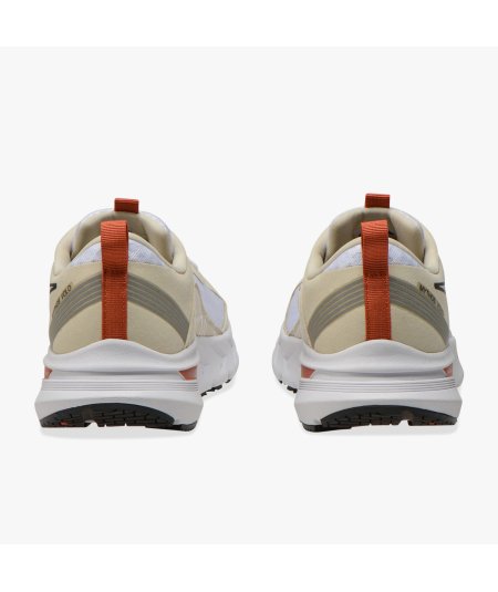 Diadora Mythos Blushield Volo - Scarpa Corsa Uomo