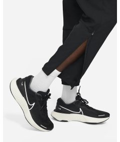 Nike DD4894-010 Dri-FIT Challenger