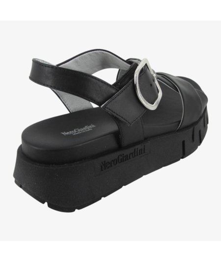 NEroGiardini E513696D - Sandalo da Donna con Platform in Pelle Nera