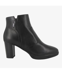 NeroGiardini I411200D - Tronchetto in Pelle da Donna con Tacco a Blocco
